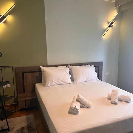 Emerald Suite Luxury Apartment In سالونيك المظهر الخارجي الصورة